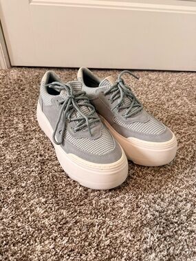 UGG Marin Lace Up Sneakers